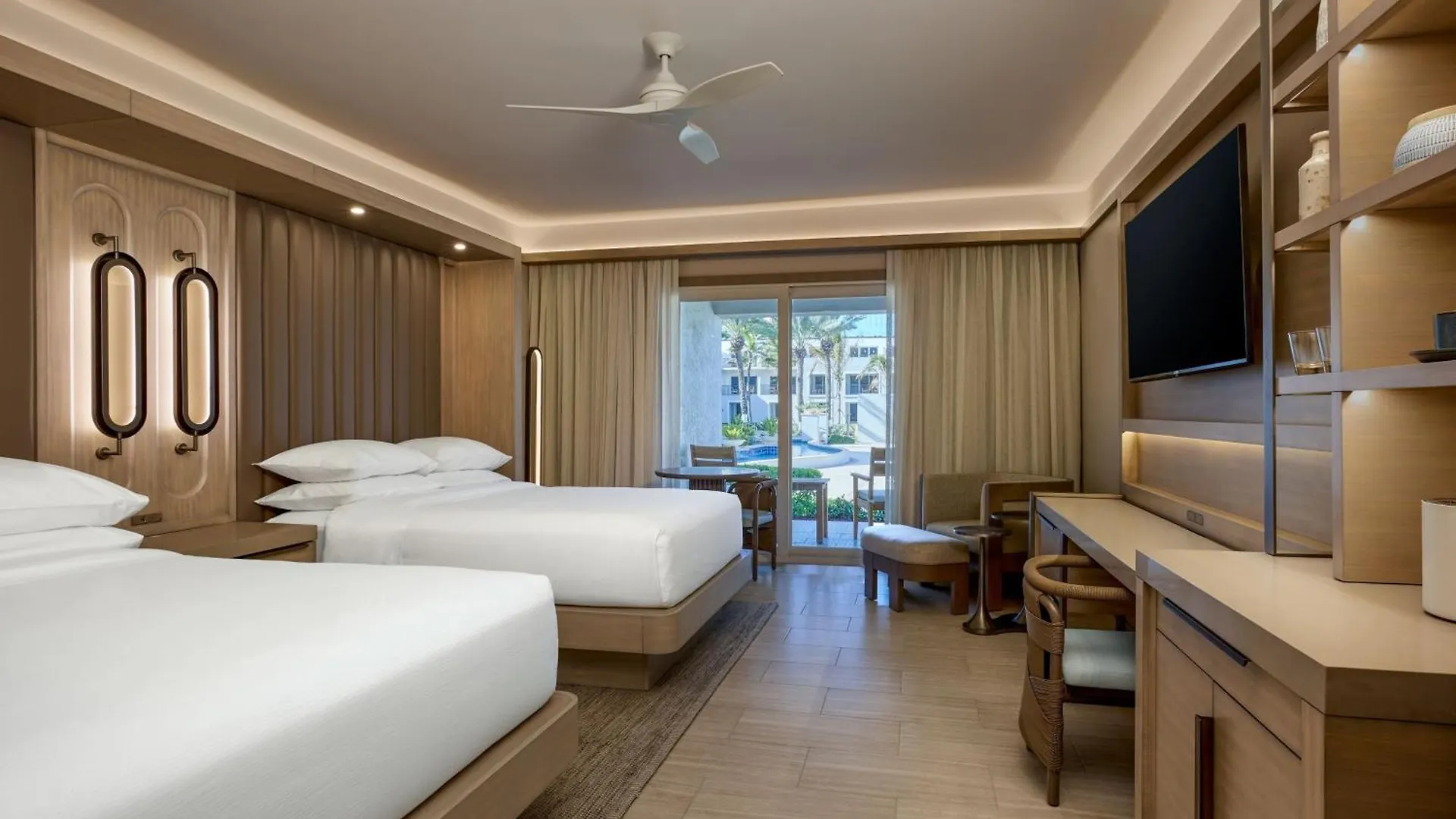 Jw Marriott St Maarten Beach Resort & Spa Dawn Beach Hotel
